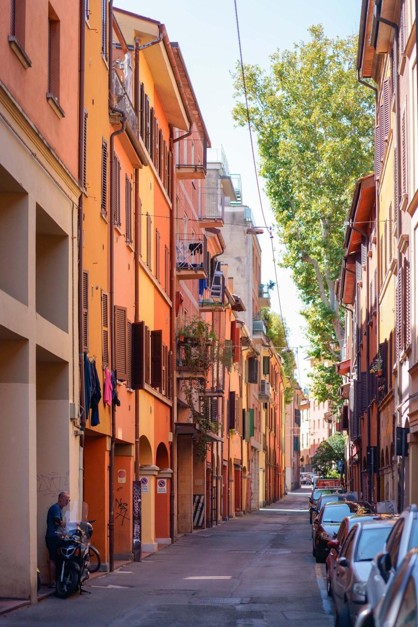 Teagarden Centro Storico Bologna Apartment Luaran gambar