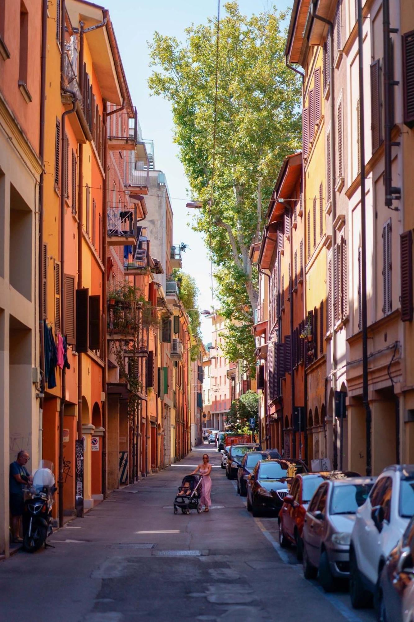 Teagarden Centro Storico Bologna Apartment Luaran gambar